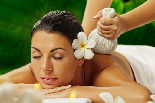 Hot Herbal Massage Therapy in Tambaram